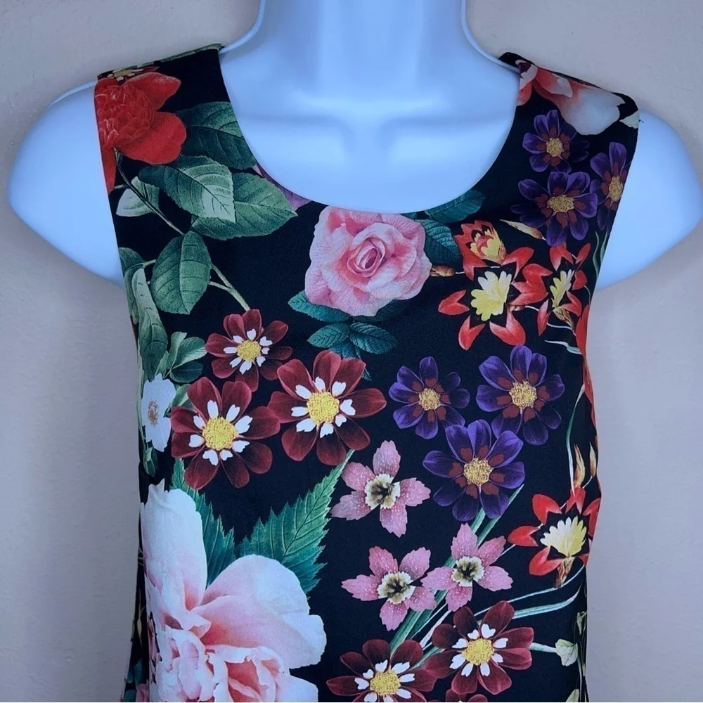 XS NEW YORK AND CO BLACK FLORAL SLEEVELESS BLOUSE LIGHTWEIGHT TOP COLORFUL